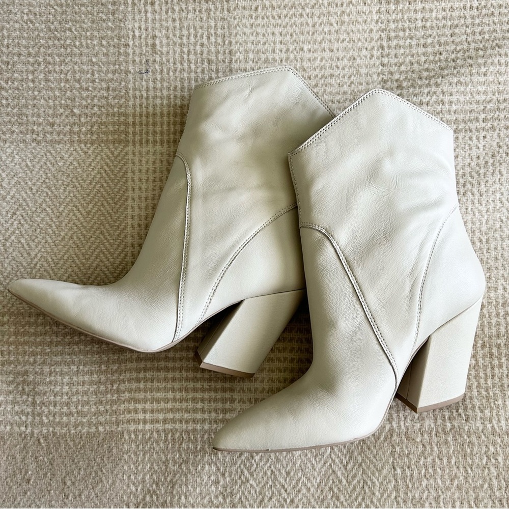 Dolce Vita Nestle Booties
